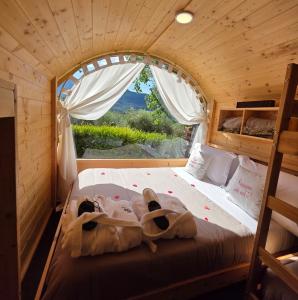 The romantic bedroom.