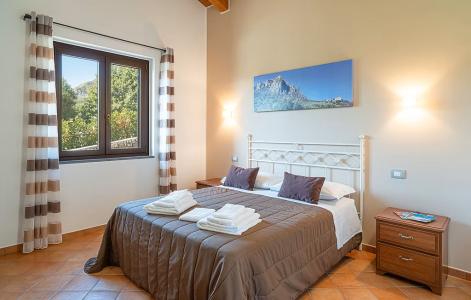 Sambuco House double room.
