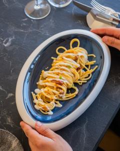 Gragnano spaghetti with sea urchin.