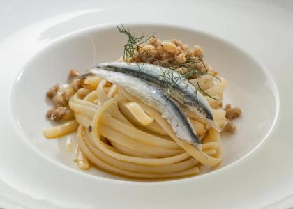 Linguine con alici fresche dell’Osteria Donna Elisa al Grand Hotel Santa Maria a Castellabate.